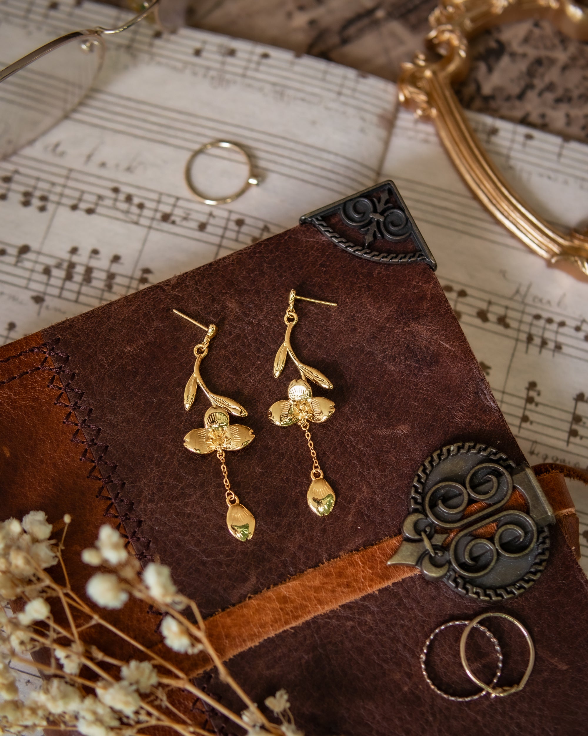 Loves Me Not | Gold Earrings