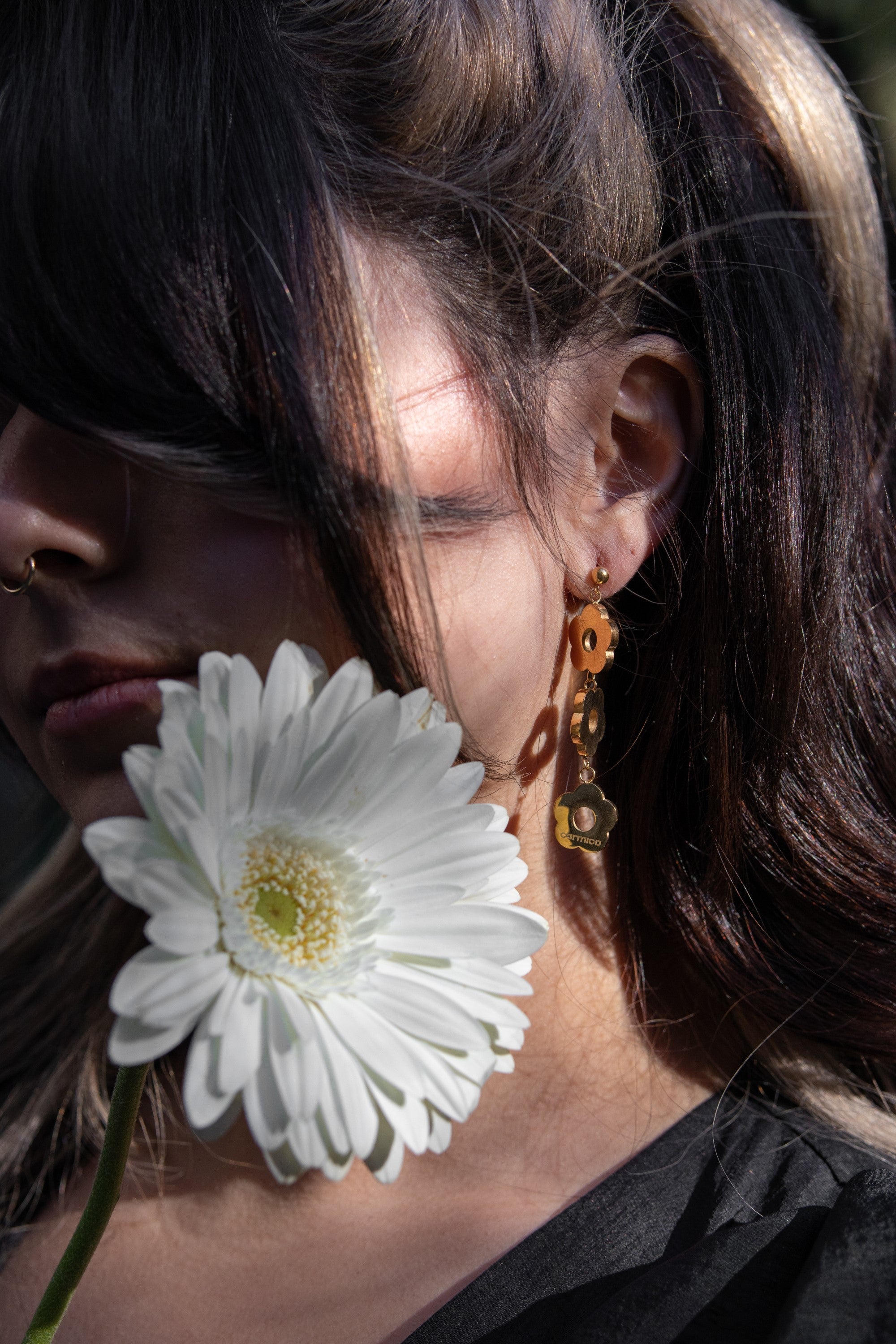 Daisy Dangle Earrings | Uniform