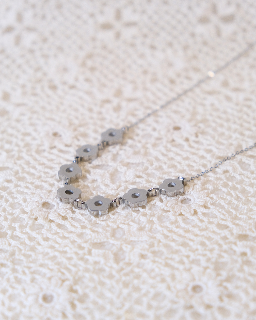 Daisy Chain Necklace